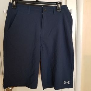 Boys navy shorts Under Armor sz 20